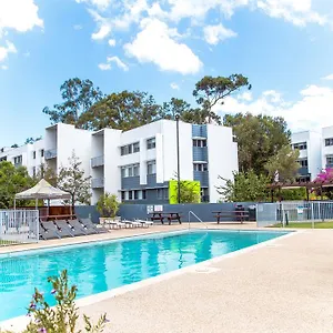 https://griffith-university-village-gold-coast.queenslandhotels.net